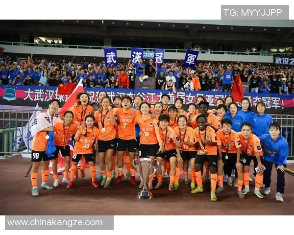 大运会女足巅峰对决中国队迎战巴西队激情四溢展现青春风采