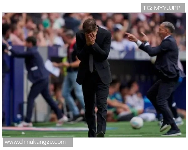 马竞连续3轮不胜,主帅西蒙尼遭遇严重批评,球迷呼吁换教练 马竞连续3轮不胜,主帅西蒙尼遭遇严重批评,球迷呼吁换教练