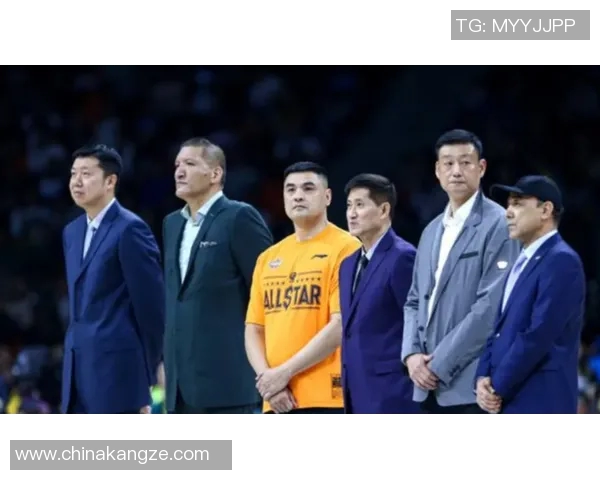 卡马文加的崛起之路:从天才少年到足球场上的璀璨明星 卡马文加的崛起之路:从天才少年到足球场上的璀璨明星