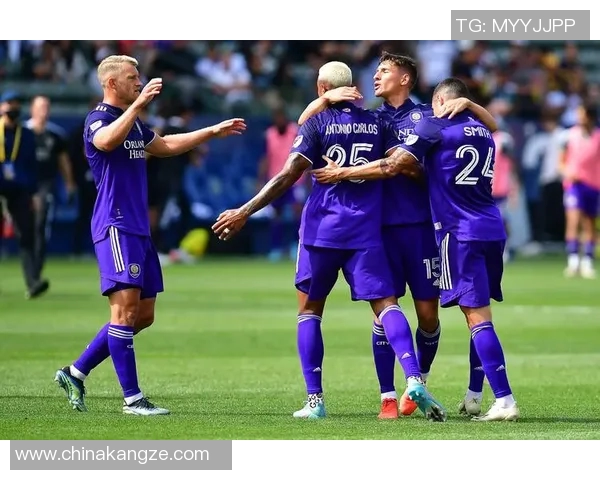 洛杉矶FC与达拉斯FC激战正酣谁能在这场对决中笑到最后